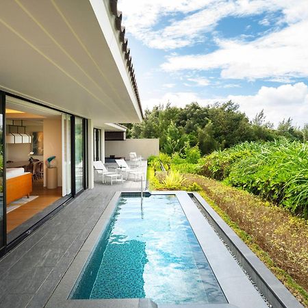 Hotel Halekulani Okinawa à Onna Extérieur photo